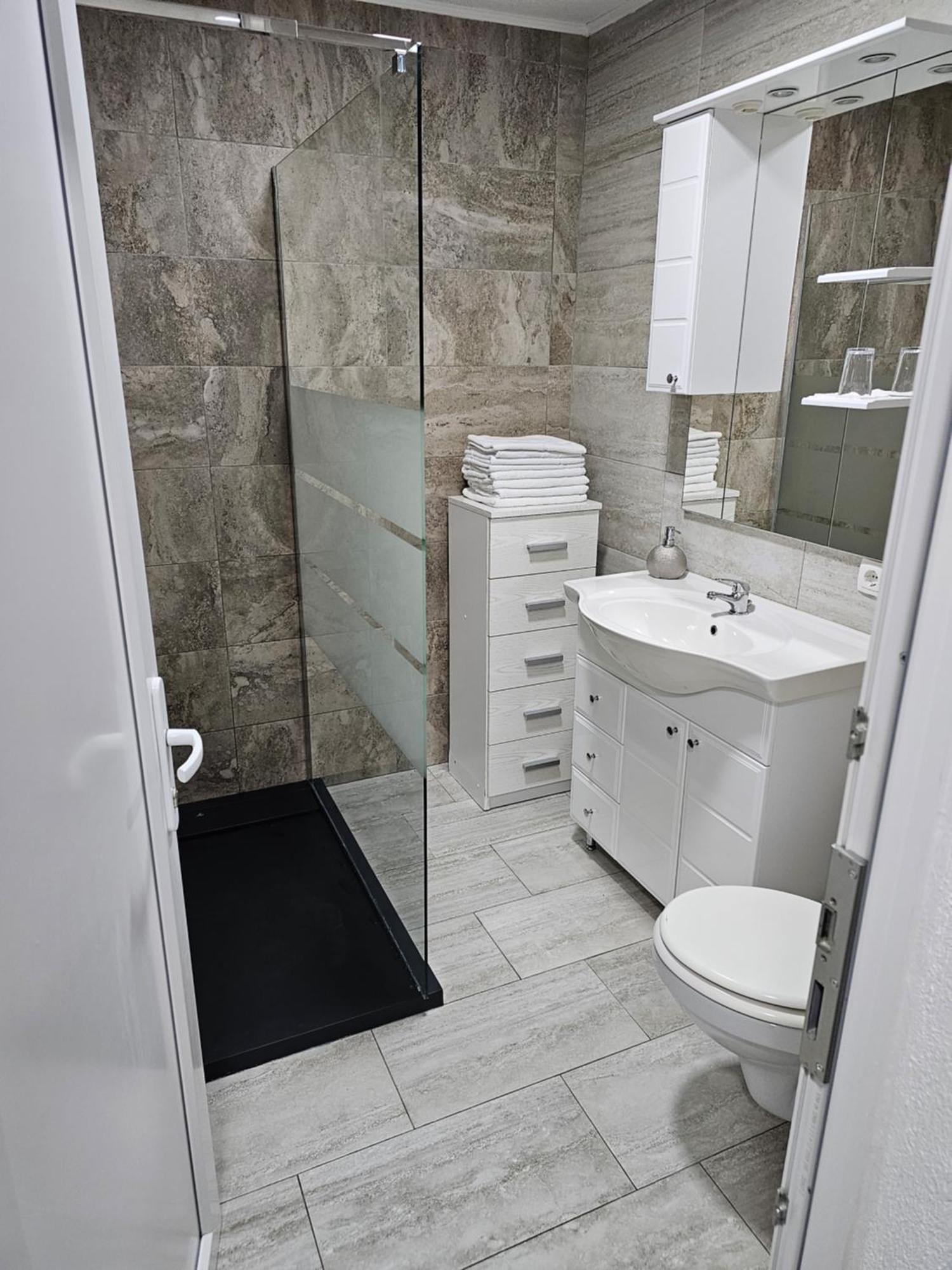 Muric Apartman 9 Ljubljana Bagian luar foto