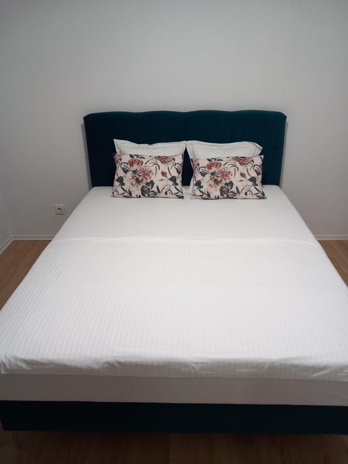 Muric Apartman 9 Ljubljana Bagian luar foto