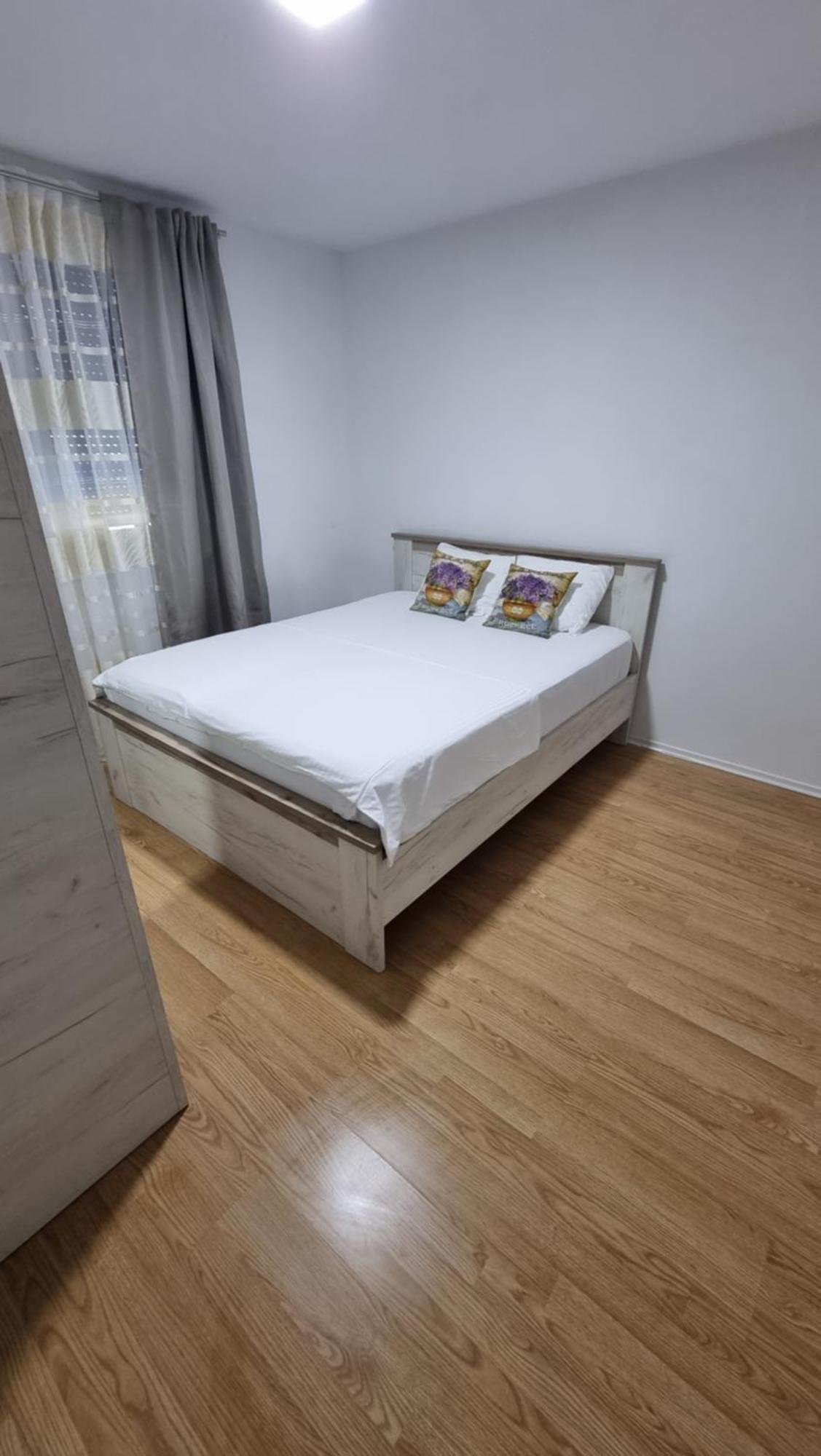 Muric Apartman 9 Ljubljana Bagian luar foto