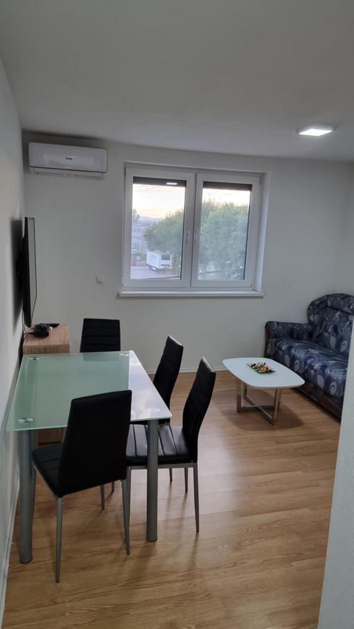 Muric Apartman 9 Ljubljana Bagian luar foto